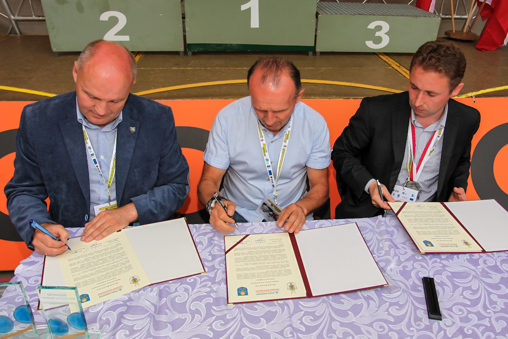 - korona_kocich_gor_2014_147.jpg