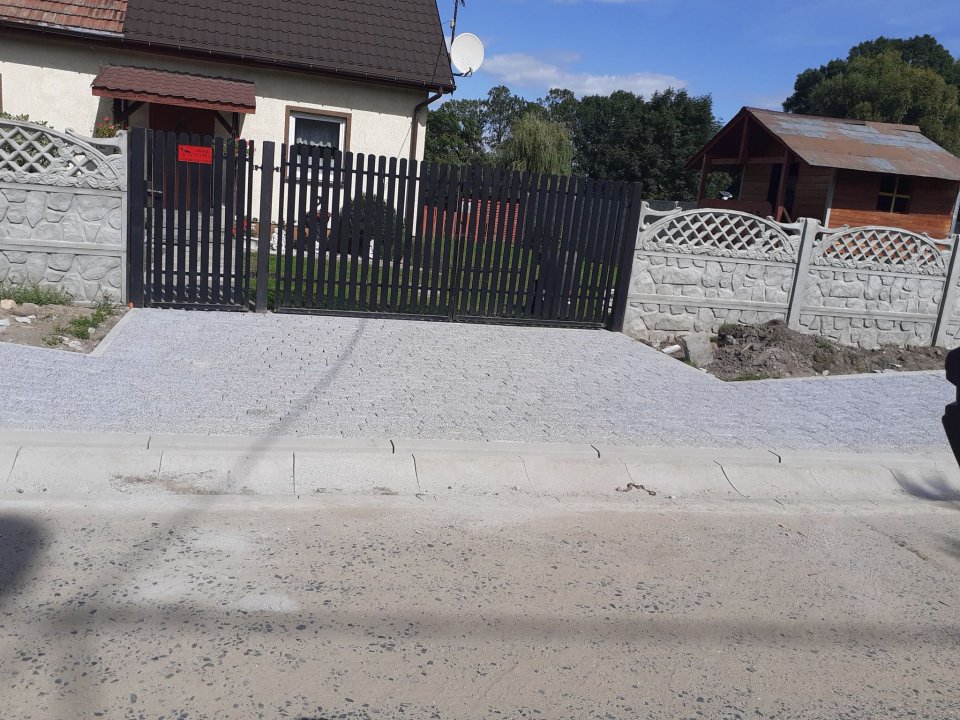 - 120004332_1225254734488193_512513650401087889_n.jpg